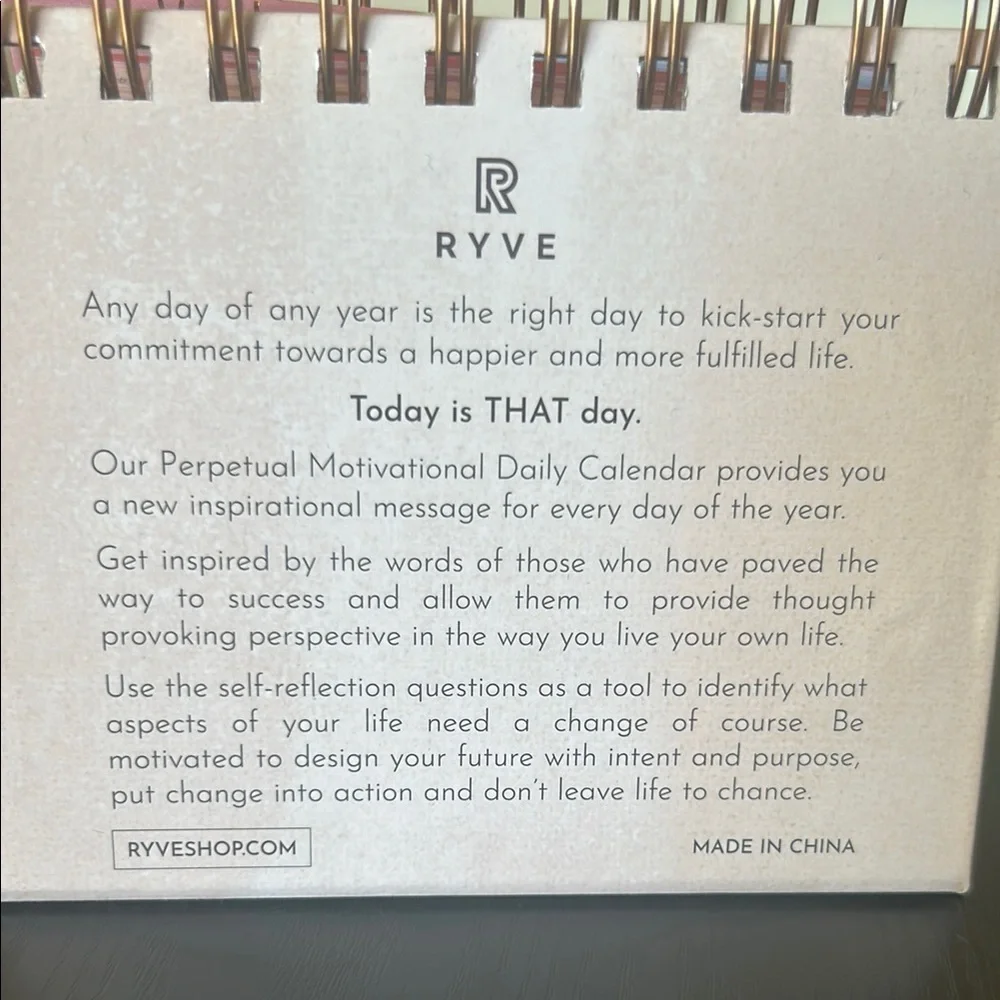RYVE Inspirational Quotes Desk Calendar